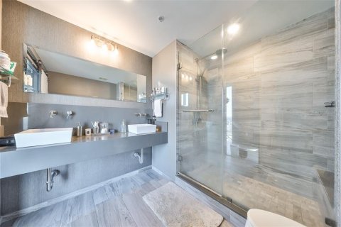 Condo in Tampa, Florida, 2 bedrooms  № 1634857 - photo 22