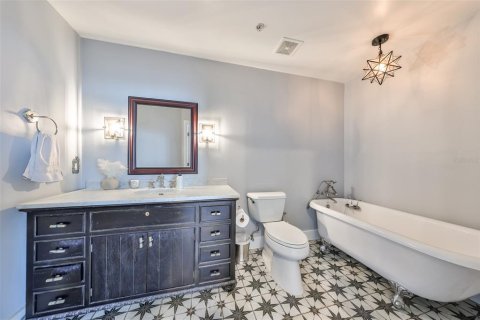 Condo in Tampa, Florida, 2 bedrooms  № 1634857 - photo 29
