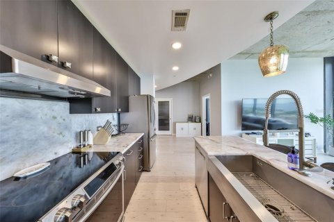 Condo in Tampa, Florida, 2 bedrooms  № 1634857 - photo 4