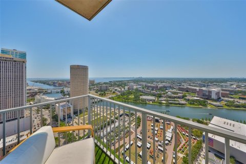 Condo in Tampa, Florida, 2 bedrooms  № 1634857 - photo 28