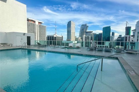 Condo in Miami, Florida, 1 bedroom  № 2378703 - photo 12