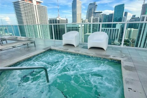 Condo in Miami, Florida, 1 bedroom  № 2378703 - photo 14