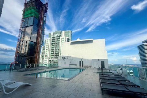 Condo in Miami, Florida, 1 bedroom  № 2378703 - photo 11