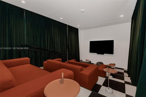 Condo in Miami, Florida, 2 bedrooms № 2183649 - photo 14