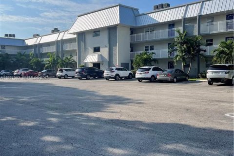 Condo à Coral Springs, Floride, 2 chambres  № 2059199