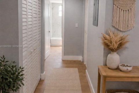 Copropriété à louer à Coral Springs, Floride: 2 chambres, 109.53 m2 № 2059199 - photo 5