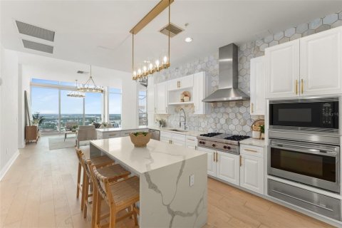 Copropriété à vendre à Orlando, Floride: 3 chambres, 227.61 m2 № 2103321 - photo 2