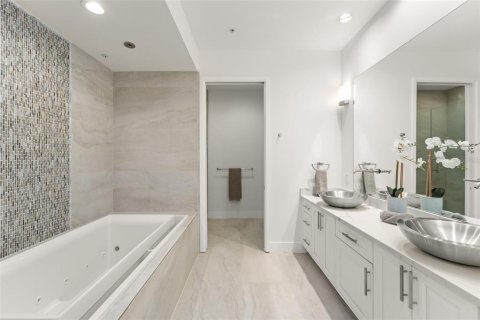 Copropriété à vendre à Orlando, Floride: 3 chambres, 227.61 m2 № 2103321 - photo 23