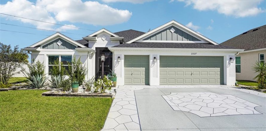 Villa ou maison à The Villages, Floride 3 chambres, 181.25 m2 № 2430720