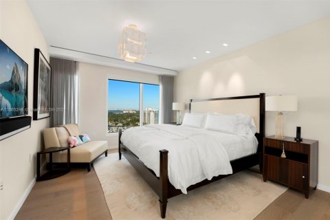 Condominio en venta en Miami Beach, Florida, 6 dormitorios, 596.62 m2 № 1980254 - foto 22