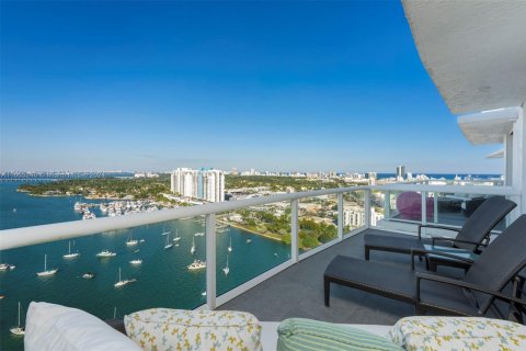 Condominio en venta en Miami Beach, Florida, 6 dormitorios, 596.62 m2 № 1980254 - foto 12