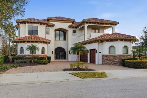Casa en Four Corners, Florida 8 dormitorios, 743.22 m2 № 2370706