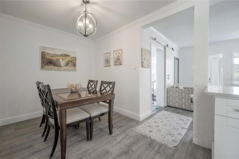 Casa en alquiler en Tampa, Florida, 3 dormitorios, 122.35 m2 № 2097543 - foto 15