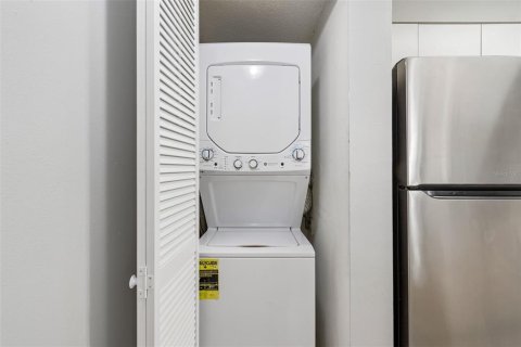 Купить кондоминиум в Сент-Питерсберг, Флорида 6 комнат, 52.95м2, № 2098798 - фото 13
