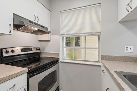 Купить кондоминиум в Сент-Питерсберг, Флорида 6 комнат, 52.95м2, № 2098798 - фото 12