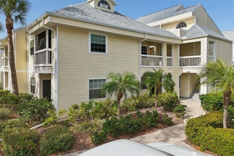 Condominio en Saint Petersburg, Florida, 1 dormitorio  № 2098798