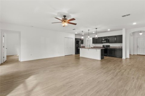 Casa en venta en Palm Coast, Florida, 3 dormitorios, 188.96 m2 № 1918809 - foto 13
