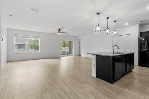 Casa en venta en Palm Coast, Florida, 3 dormitorios, 188.96 m2 № 1918809 - foto 12