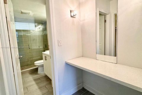 Condominio en venta en Aventura, Florida, 1 dormitorio, 71.35 m2 № 1738148 - foto 14