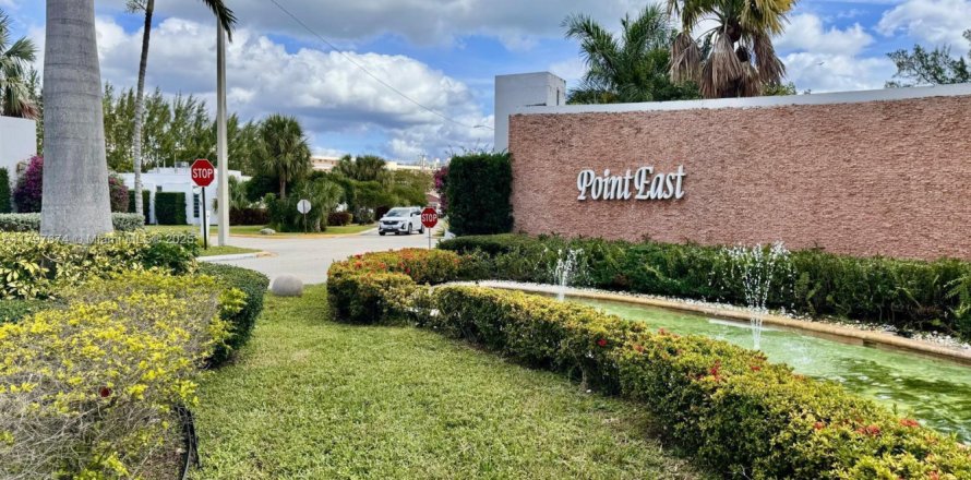 Condominio en Aventura, Florida, 1 dormitorio № 1738148