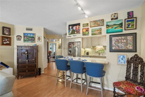 Condominio en venta en Miami, Florida, 3 dormitorios, 113.34 m2 № 2253393 - foto 5