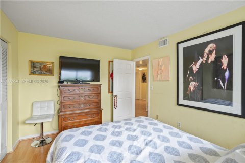 Condominio en venta en Miami, Florida, 3 dormitorios, 113.34 m2 № 2253393 - foto 13