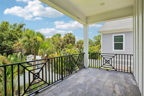 Casa en venta en Saint Petersburg, Florida, 3 dormitorios, 272.76 m2 № 2221384 - foto 20