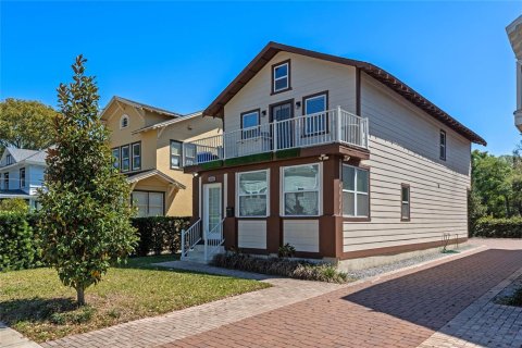 Commercial property in Orlando, Florida 6 bedrooms, 341.14 sq.m. № 1576592 - photo 16