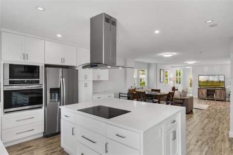 Commercial property in Orlando, Florida 6 bedrooms, 341.14 sq.m. № 1576592 - photo 6