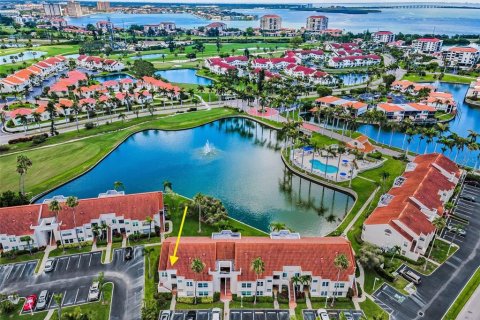 Condo in Saint Petersburg, Florida, 2 bedrooms  № 1802981 - photo 29