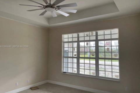 Villa ou maison à vendre à Port St. Lucie, Floride: 4 chambres, 211.82 m2 № 2056034 - photo 12