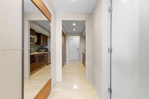 Condominio en venta en Fort Lauderdale, Florida, 1 dormitorio, 59.55 m2 № 1979057 - foto 24