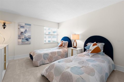 Condo in Sarasota, Florida, 2 bedrooms  № 2198974 - photo 29