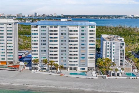 Condo in Sarasota, Florida, 2 bedrooms  № 2198974
