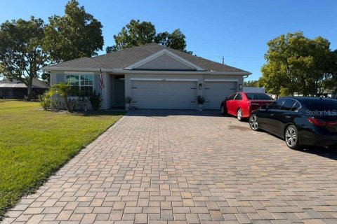 House in Punta Gorda, Florida 4 bedrooms, 187.66 sq.m. № 2101388