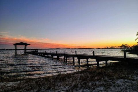 Купить виллу или дом в Саутпорт, Флорида 3 спальни, 249.54м2, № 559228 - фото 1