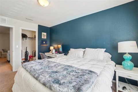 Adosado en venta en Tampa, Florida, 2 dormitorios, 147.9 m2 № 1810726 - foto 12