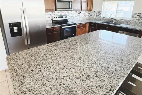 Casa en alquiler en Davenport, Florida, 4 dormitorios, 157.56 m2 № 1913094 - foto 5