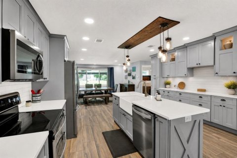 Casa en venta en Odessa, Florida, 3 dormitorios, 185.25 m2 № 2195749 - foto 12