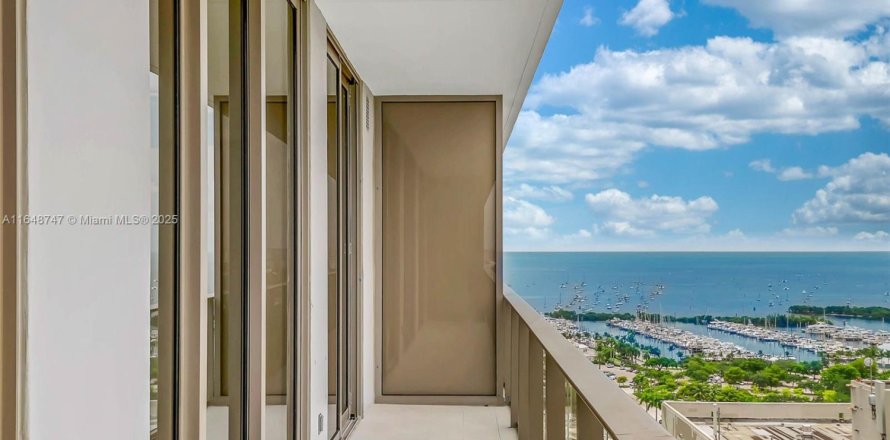 Condominio en Miami, Florida, 2 dormitorios № 1935210