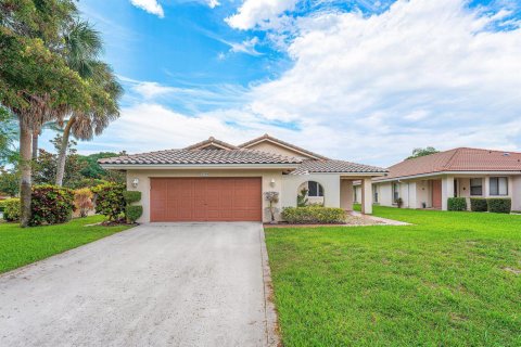 House in Boca Raton, Florida 3 bedrooms, 162.11 sq.m. № 2154694