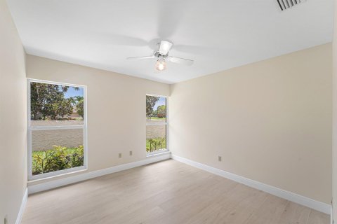 House in Boca Raton, Florida 3 bedrooms, 162.11 sq.m. № 2154694 - photo 21