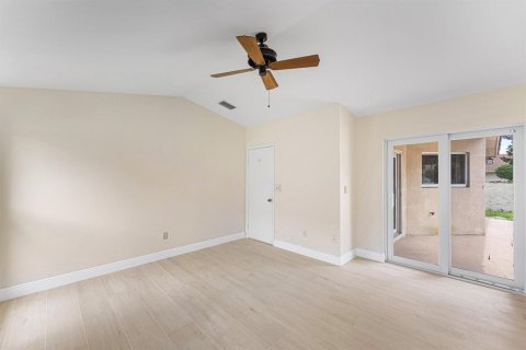 House in Boca Raton, Florida 3 bedrooms, 162.11 sq.m. № 2154694 - photo 18