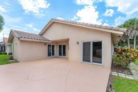 House in Boca Raton, Florida 3 bedrooms, 162.11 sq.m. № 2154694 - photo 26