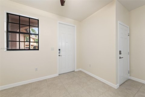 Touwnhouse à vendre à Homestead, Floride: 3 chambres, 130.71 m2 № 2091303 - photo 3