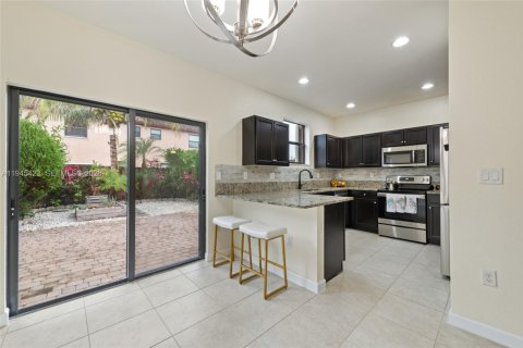 Touwnhouse à vendre à Homestead, Floride: 3 chambres, 130.71 m2 № 2091303 - photo 10