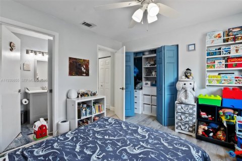 Снять в аренду кондоминиум в Майами, Флорида 3 спальни, 110.55м2, № 1989701 - фото 18