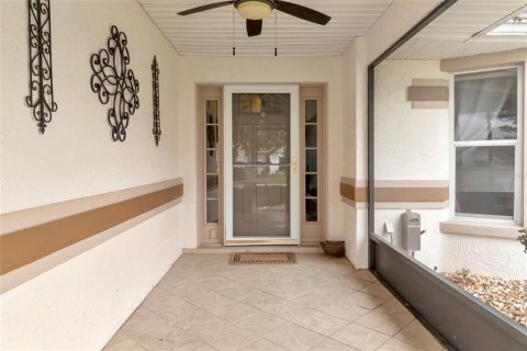 House in Leesburg, Florida 3 bedrooms, 210.7 sq.m. № 2237486 - photo 4