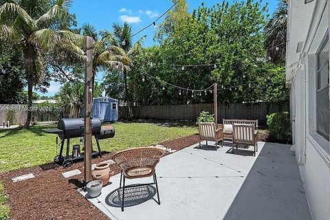 Casa en alquiler en Fort Lauderdale, Florida, 3 dormitorios, 131.55 m2 № 2042783 - foto 22