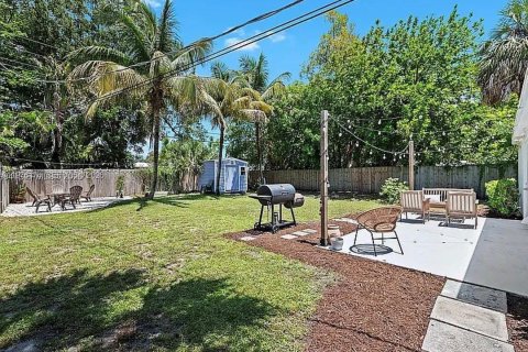 Casa en alquiler en Fort Lauderdale, Florida, 3 dormitorios, 131.55 m2 № 2042783 - foto 3